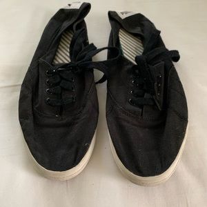 Casual sneakers sz 10